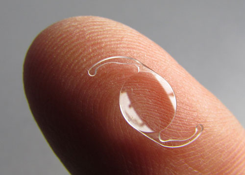 Akıllı Lens Ameliyatı (Göz İçi Mercek)